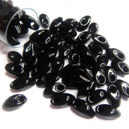 LONG MAGATAMA, 4X7MM, BLACK. SOLD PER TUBE OF 8.5GM.