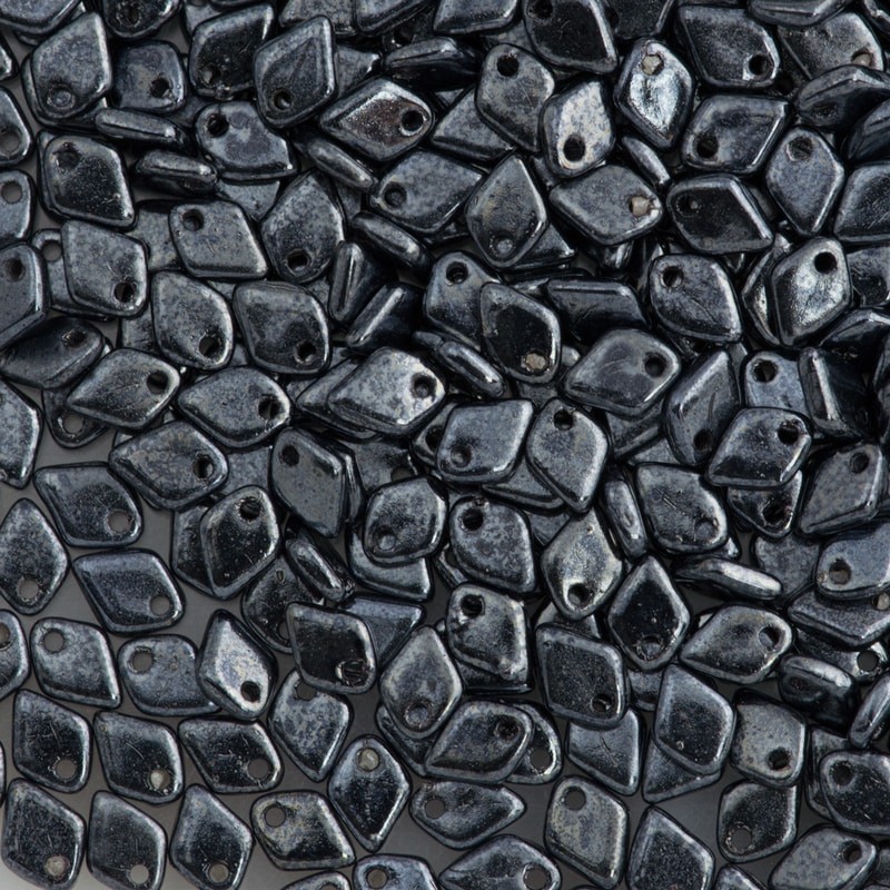 DRAGON SCALE BEAD, 1.5X5MM, JET HEMATITE. SOLD PER PACK OF 5GM.