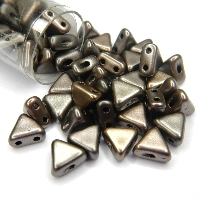 KHEOPS PAR PUCA, 6MM, 2-HOLE, CRYSTAL GREY RAINBOW. SOLD PER TUBE OF 9GM.