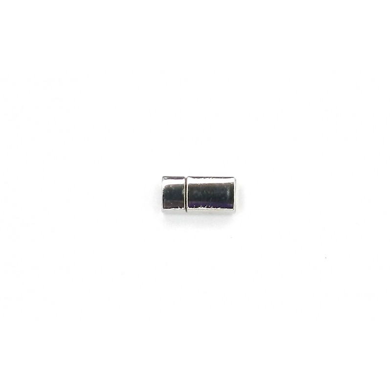 CLASP, MAGNETIC, RECTANGLE, 9X18MM, INTERNAL DIAMETER 3X6MM, RHODIUM PLATED. SOLD PER PACK OF 2.