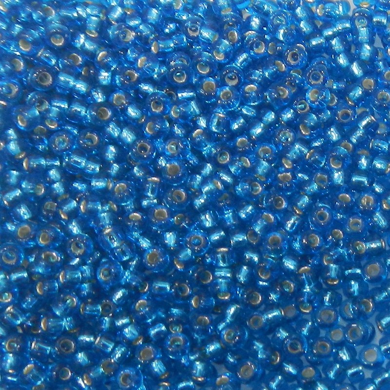 SEED BEAD, MIYUKI, 11/0 SILVERLINED CAPRI BLUE (RR25). SOLD PER PACK OF 10GM.