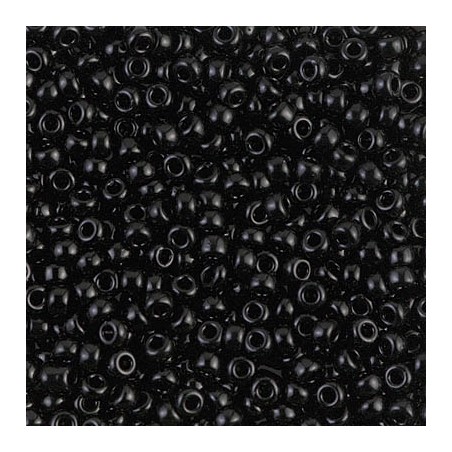 SEED BEAD, MIYUKI 8/0 OPAQUE BLACK 401. SOLD PER PACK OF 10GM.