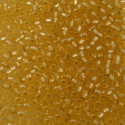 SEED BEAD, MIYUKI, 11/0 SILVERLINED GOLD (RR3). SOLD PER PACK OF 10GM.