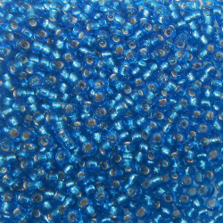 SEED BEAD, MIYUKI, 11/0 SILVERLINED CAPRI BLUE (RR25). SOLD PER PACK OF 10GM.