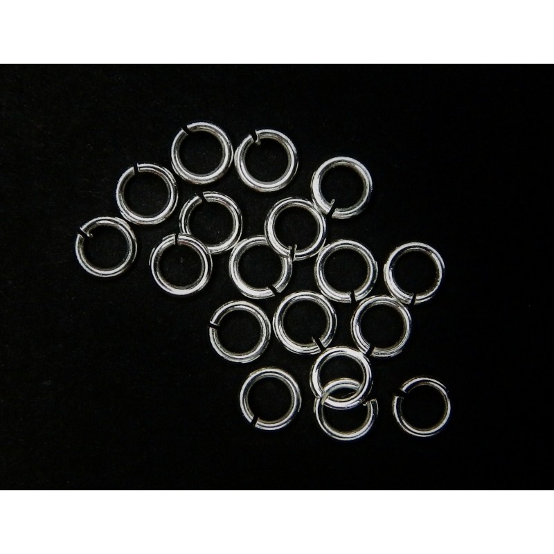JUMP RING, ROUND, 0.7X4MM, SILVER PLATED BRASS, NICKEL FREE. SOLD PER PACK OF 10GM (APPROX 280PCS).