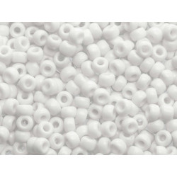 SEED BEAD, MIYUKI 8/0 OPAQUE WHITE 402. SOLD PER PACK OF 10GM.